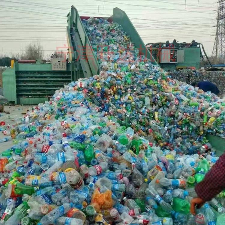廢礦泉水瓶打包機(jī).jpg